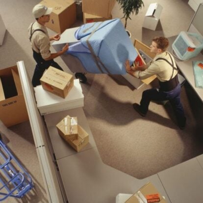 transport si mutare sector 4